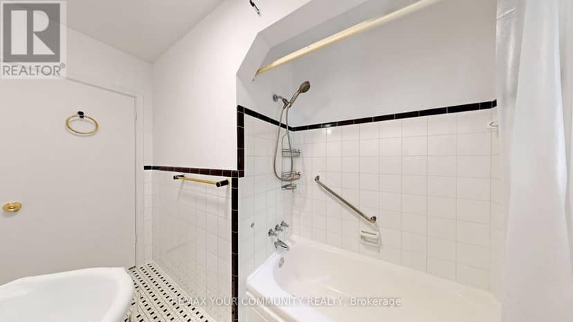 487 Hounslow Avenue — photo 28 of 40