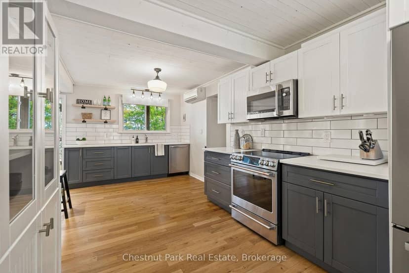 26 Helen Street — photo 11 of 40