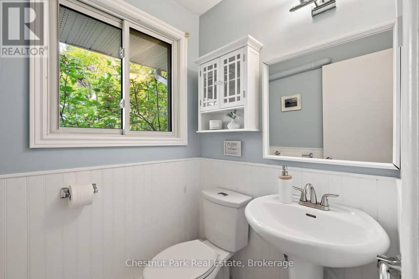 26 Helen Street — photo 15 of 40