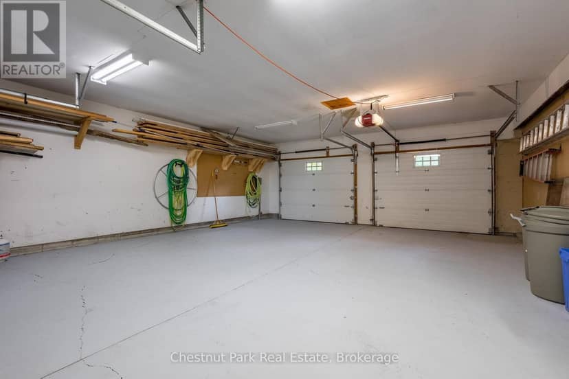 26 Helen Street — photo 36 of 40