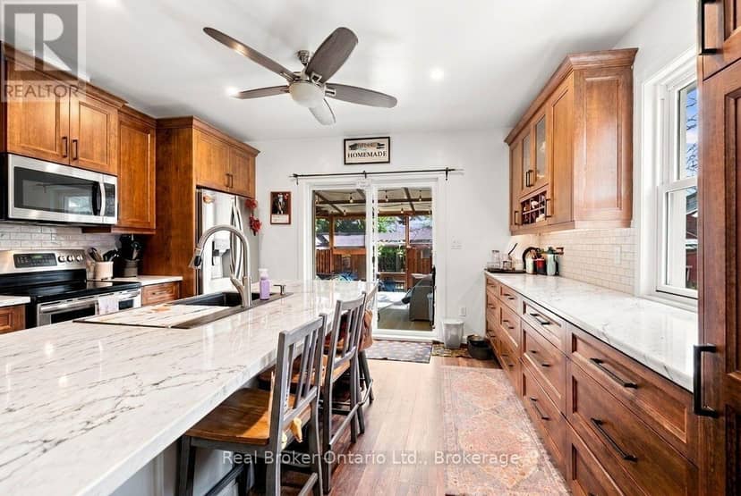 69 Arthur Street — photo 14 of 40