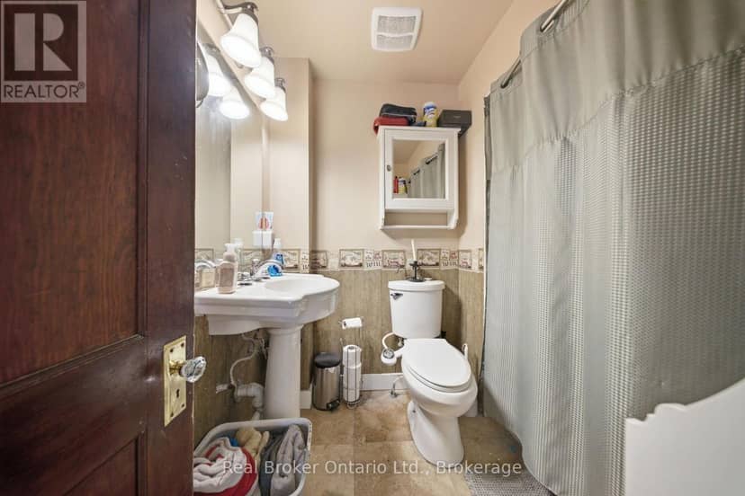 69 Arthur Street — photo 18 of 40