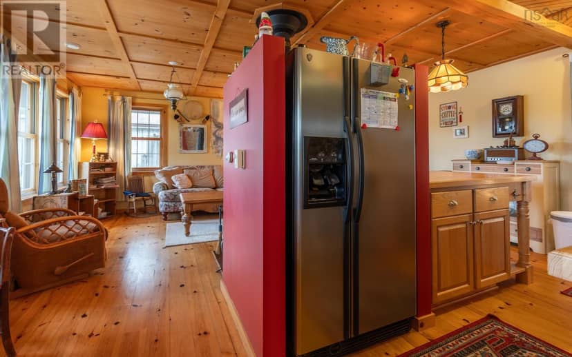 240 Pine Prince Drive — photo 14 of 40
