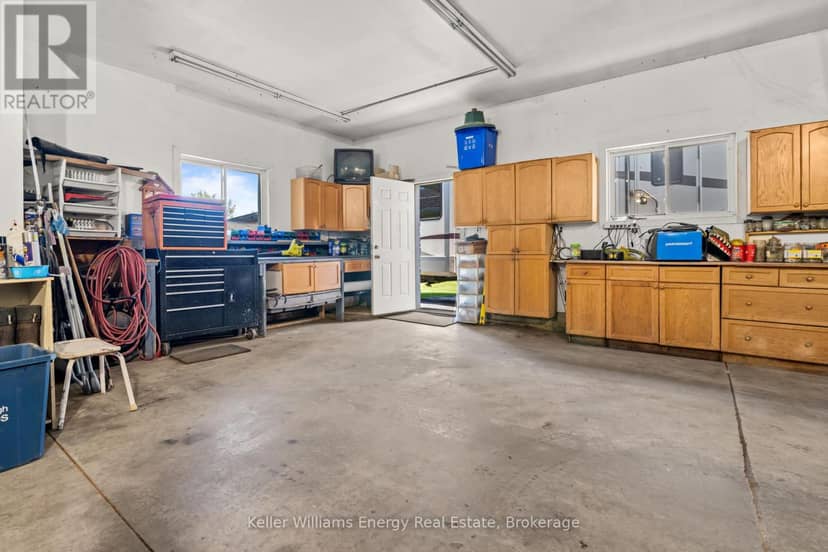 18 Applewood Drive — photo 37 of 40