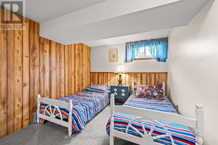 956 Kenshaw Street — photo 24 of 40