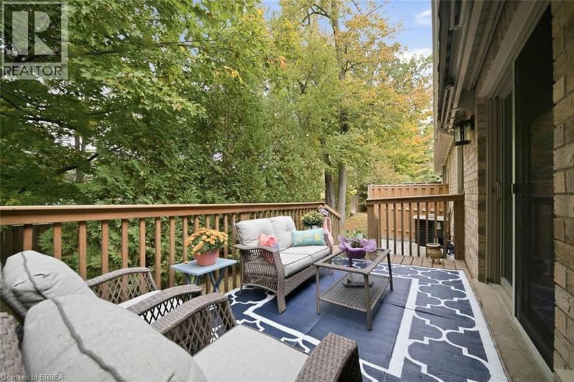 633 PARK Road N Unit# 8 — photo 26 of 32