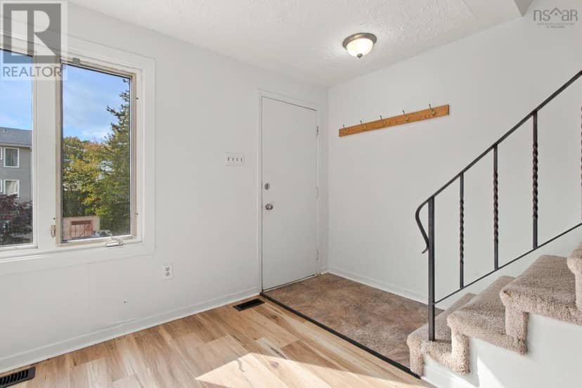 36 Regal Road — photo 7 of 40