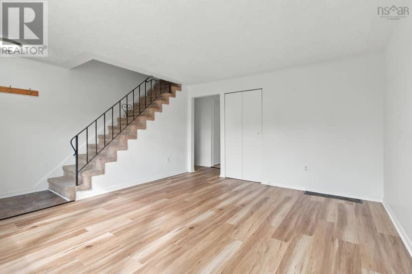 36 Regal Road — photo 8 of 40