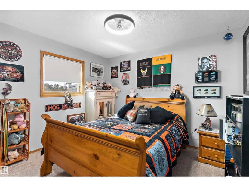 210 West Liberty CR — photo 9 of 31