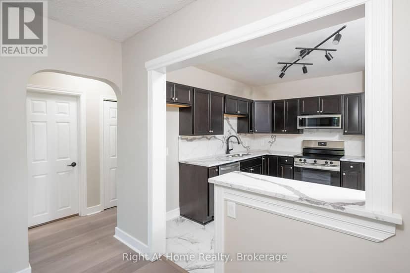 163 McKibbin Street — photo 14 of 40