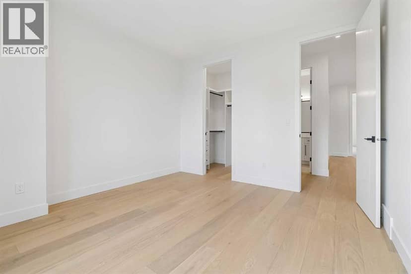 1025 32 Avenue NW — photo 32 of 40