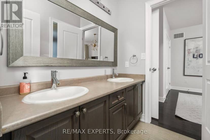 16 Thomas Noble Court — photo 36 of 40