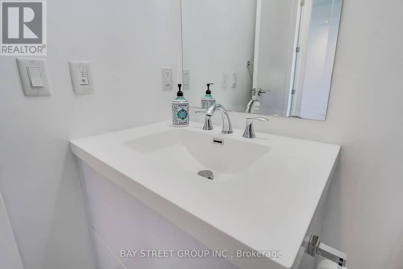 312 - 20 Fred Varley Drive — photo 18 of 24