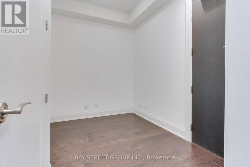 312 - 20 Fred Varley Drive — photo 6 of 24