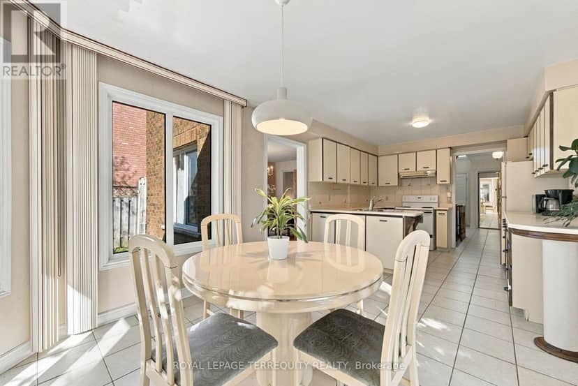 8 Mallory Avenue — photo 11 of 40