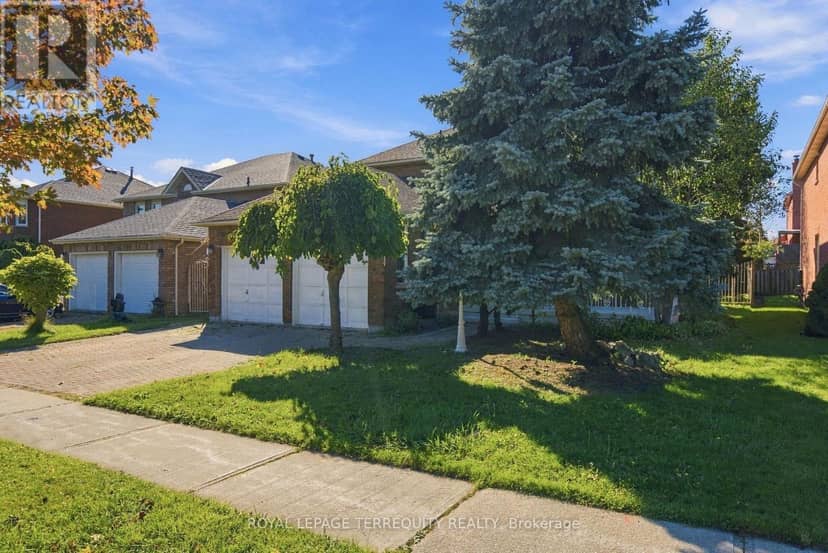 8 Mallory Avenue, Markham, photo 3