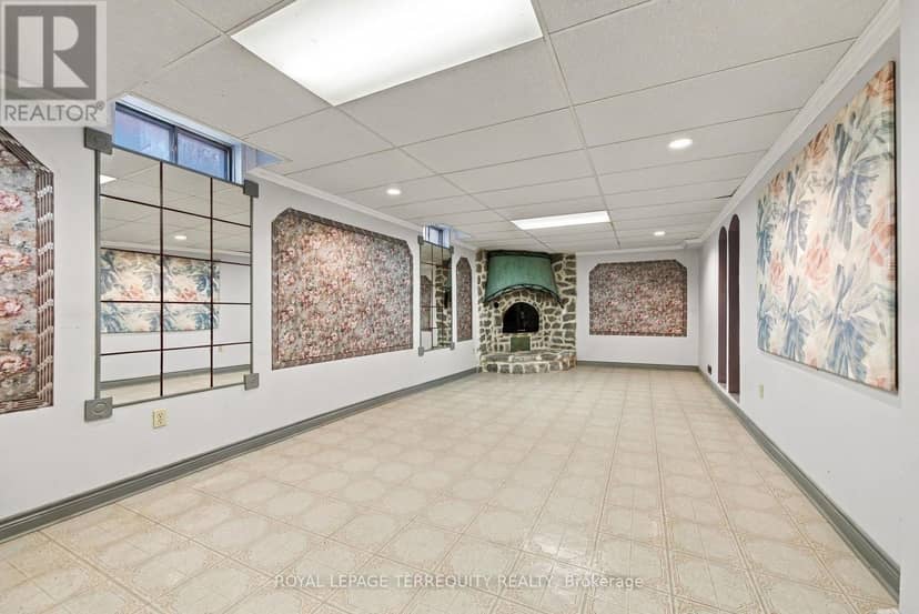 8 Mallory Avenue — photo 34 of 40