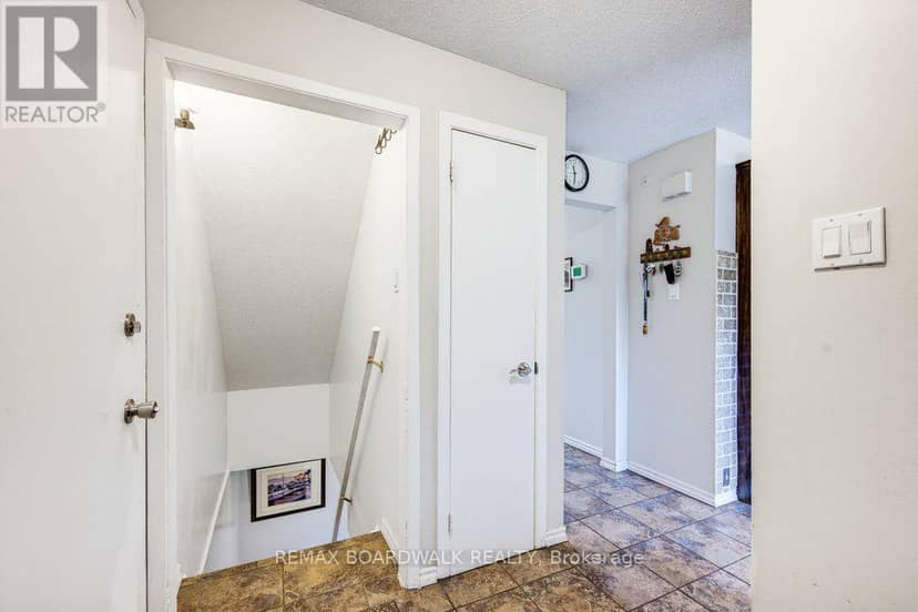 39 Welkin Crescent — photo 31 of 40