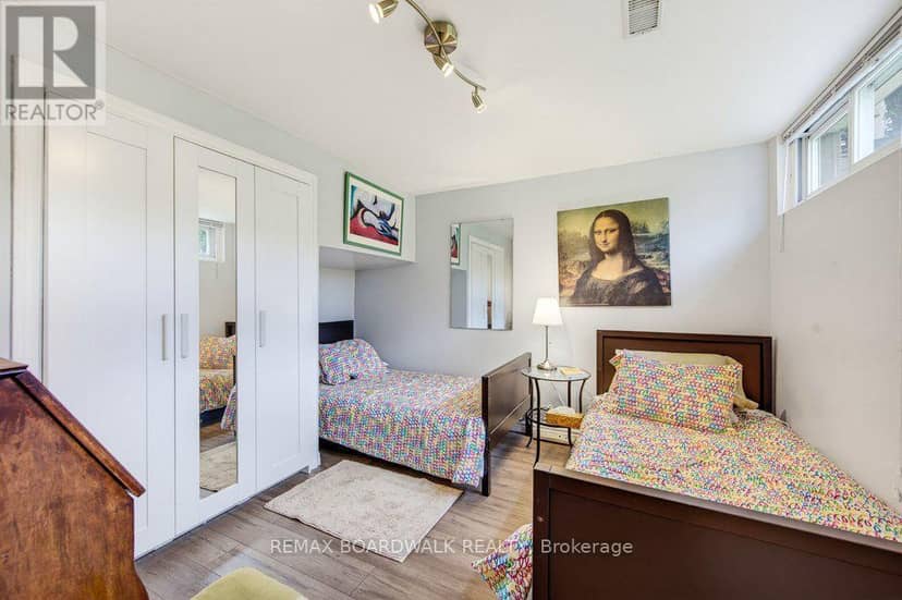 39 Welkin Crescent — photo 35 of 40