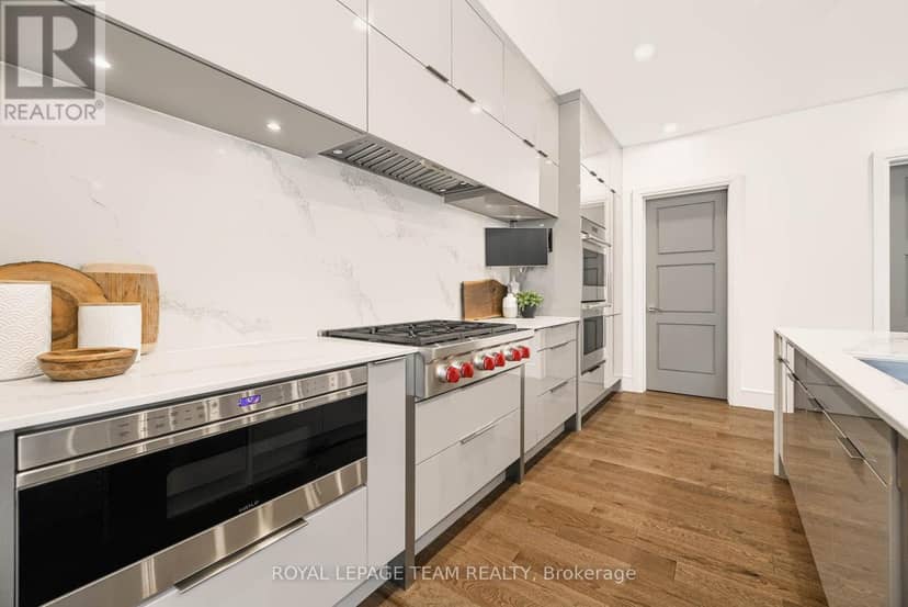 521 Westminster Avenue — photo 17 of 40