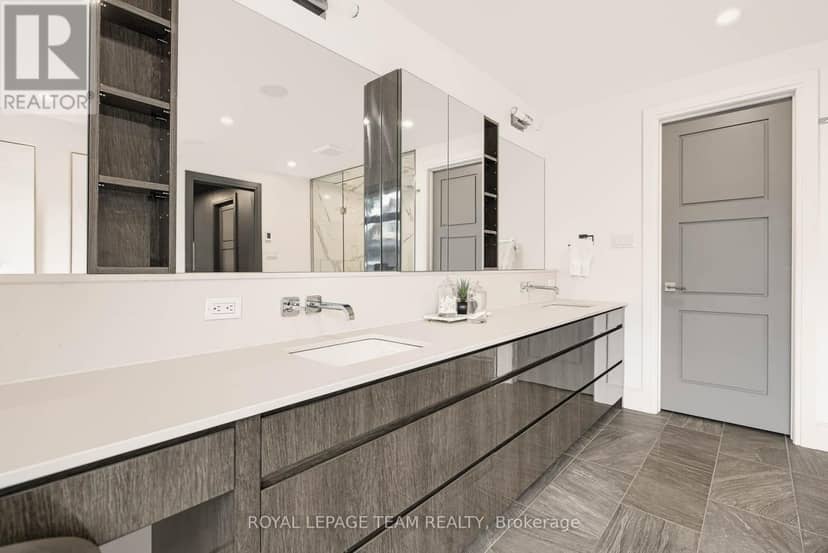 521 Westminster Avenue — photo 27 of 40