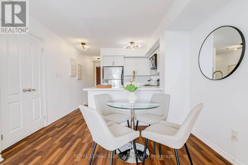 601 - 2772 Keele Street — photo 13 of 32