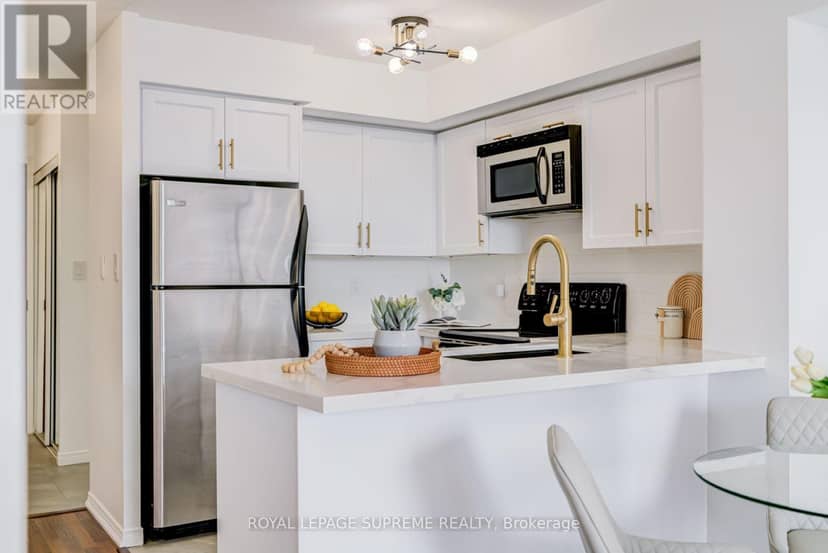 601 - 2772 Keele Street — photo 15 of 32