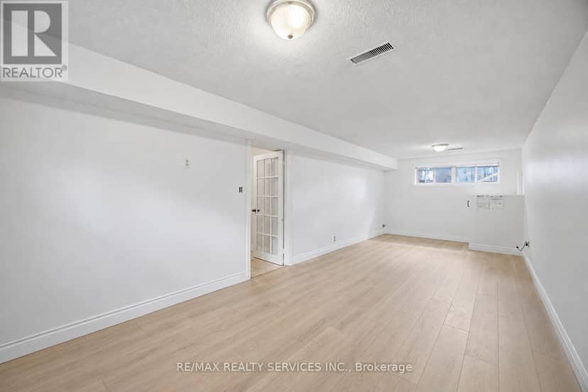 27 Edgemont Drive — photo 37 of 40