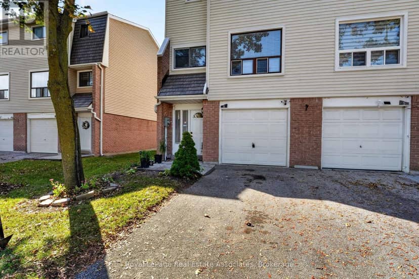 6 Ellerslie Road, Brampton