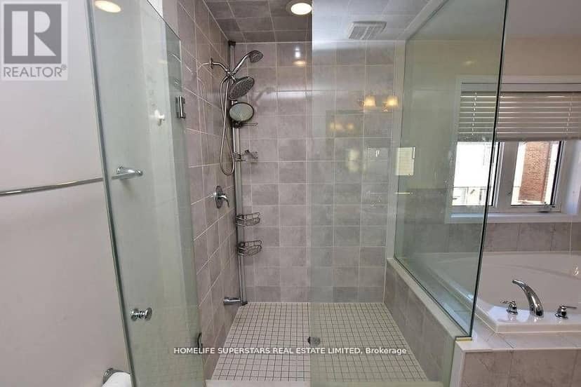 63 Enford Crescent — photo 18 of 37