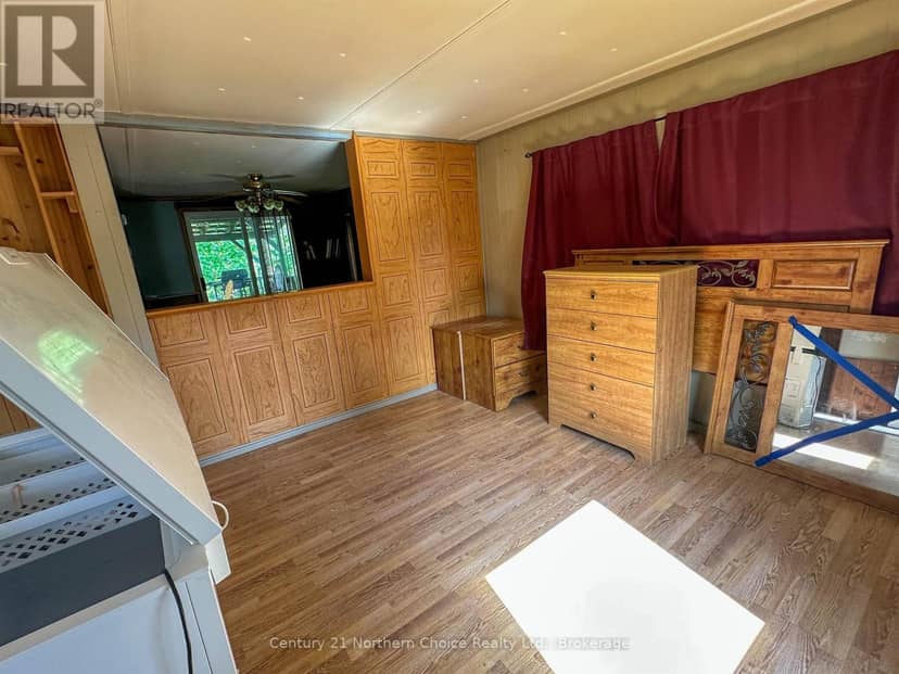 27 Aspen Street, Ear Falls, photo 3