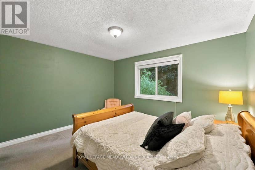 137 Orchard Drive — photo 20 of 40