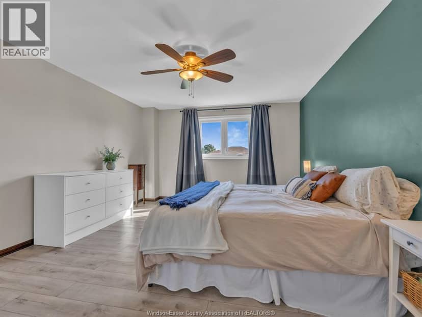 9 Evans Avenue — photo 16 of 32