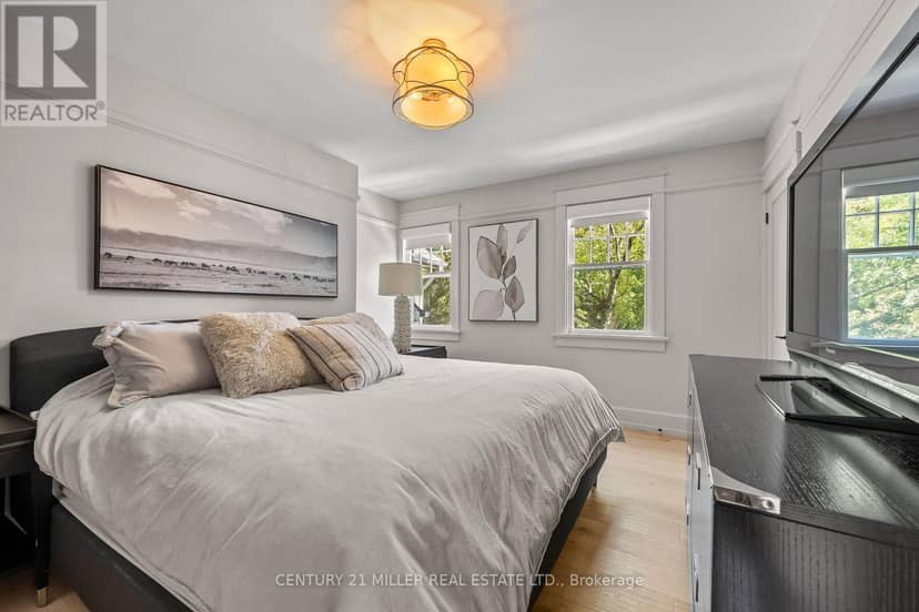 139 Allan Street — photo 25 of 39
