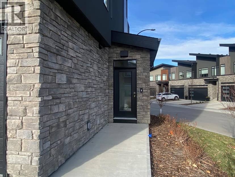 259 Royal Elm Road NW, Calgary, photo 2