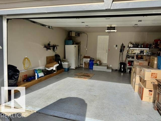 219 Silverstone Cr — photo 40 of 40