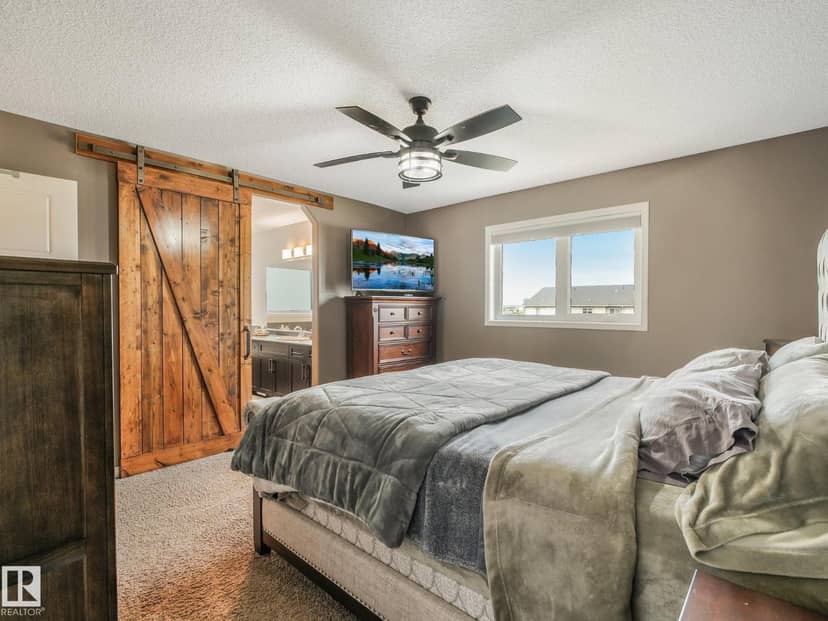 219 Silverstone Cr — photo 21 of 40