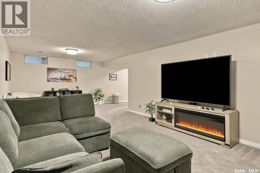 42 Kootenay DRIVE — photo 30 of 40