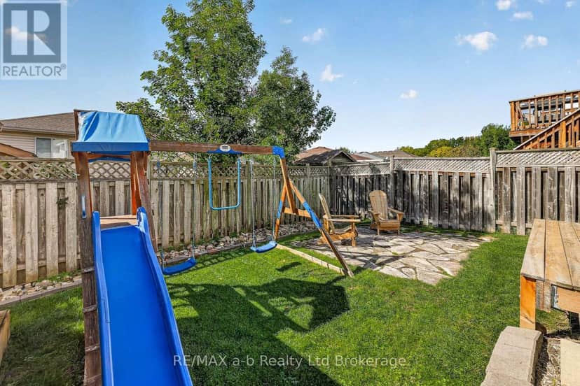 17 Rossiter Road — photo 9 of 40