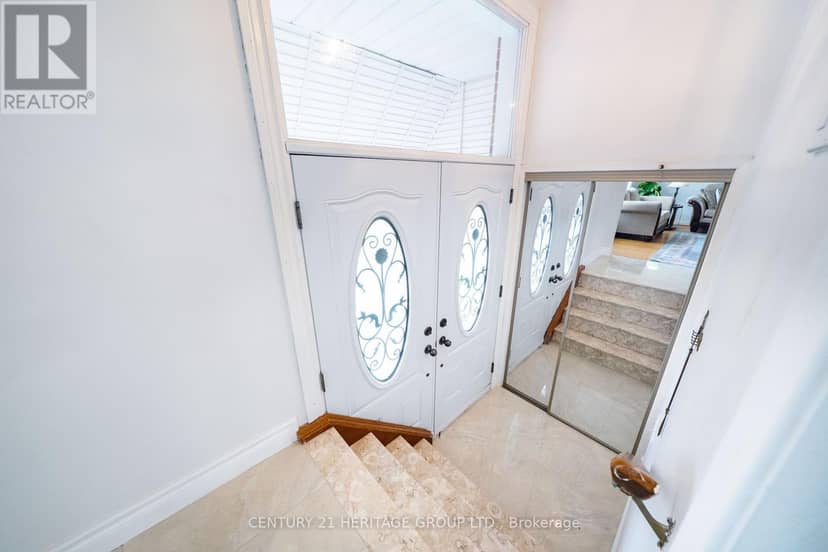37 Gambello Crescent, Toronto, photo 5