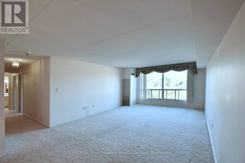 505 - 172 Eighth Street — photo 14 of 40