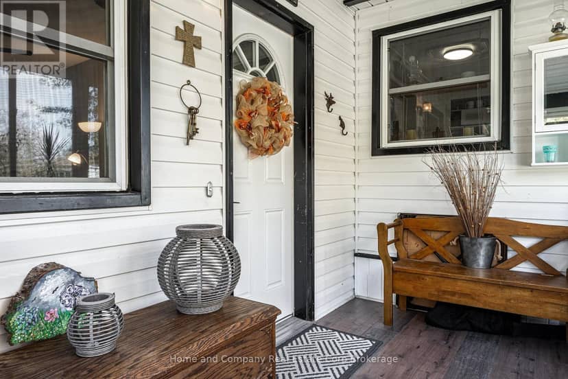 114 Oak Street — photo 27 of 29