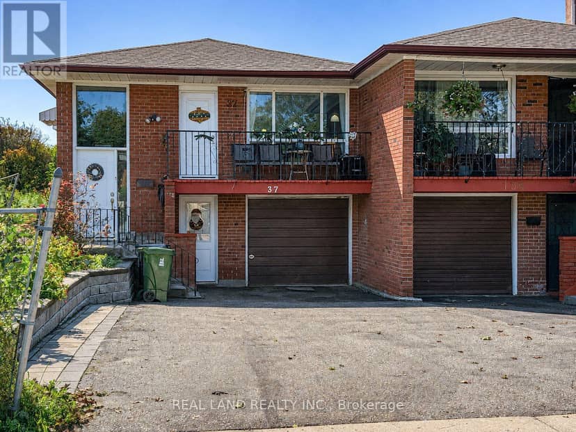 37 Pawnee Avenue, Toronto