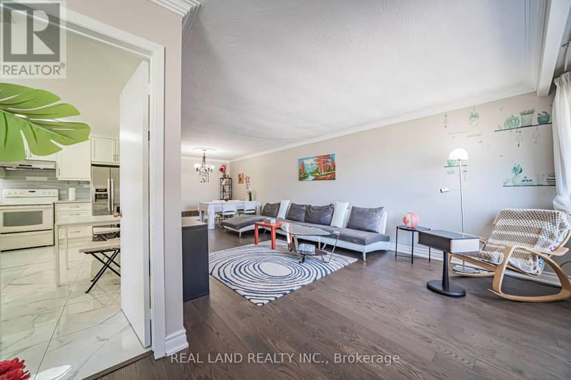 37 Pawnee Avenue, Toronto, photo 7