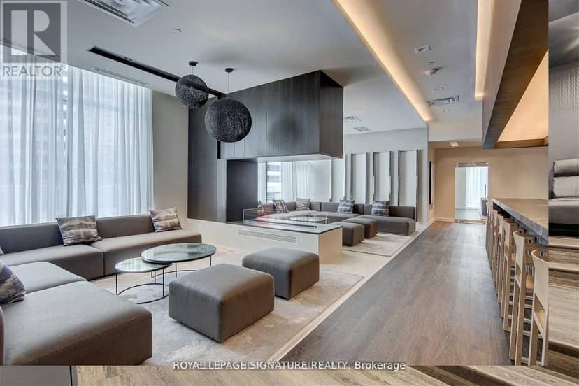 UPH03 - 5180 Yonge Street — photo 10 of 32