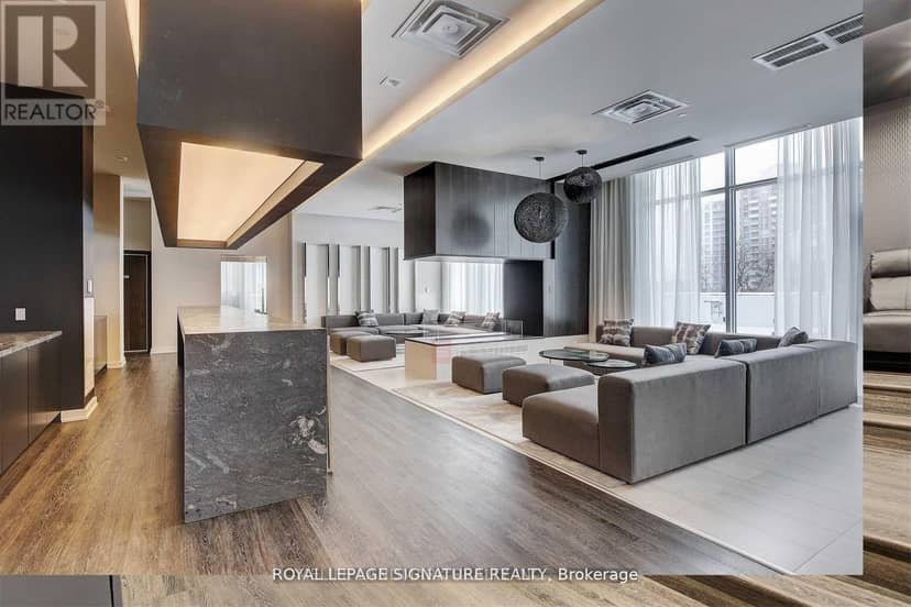 UPH03 - 5180 Yonge Street — photo 11 of 32