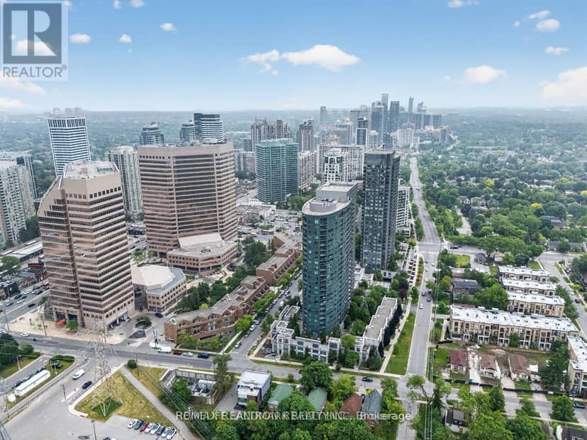 315 - 25 Greenview Avenue, Toronto, photo 2