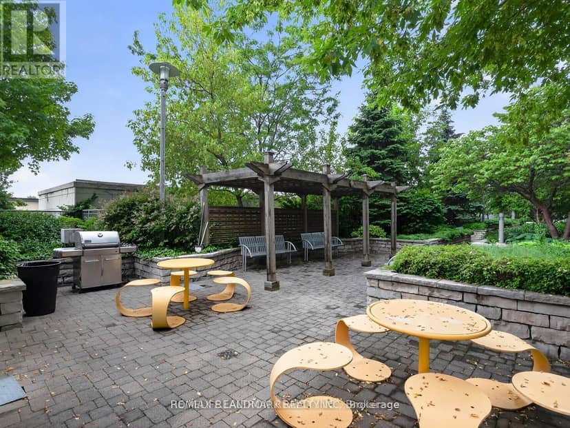 315 - 25 Greenview Avenue, Toronto, photo 6