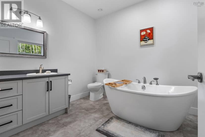 60 Skippers Lane, Lakeridge — photo 17 of 40