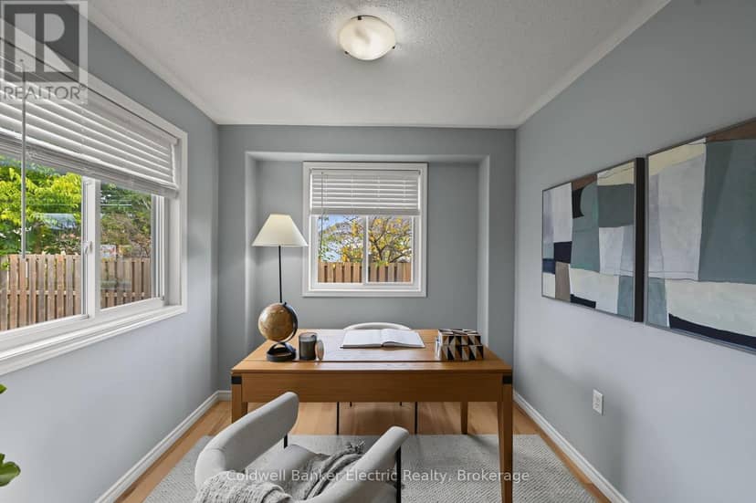 2334 Marsdale Drive — photo 15 of 40